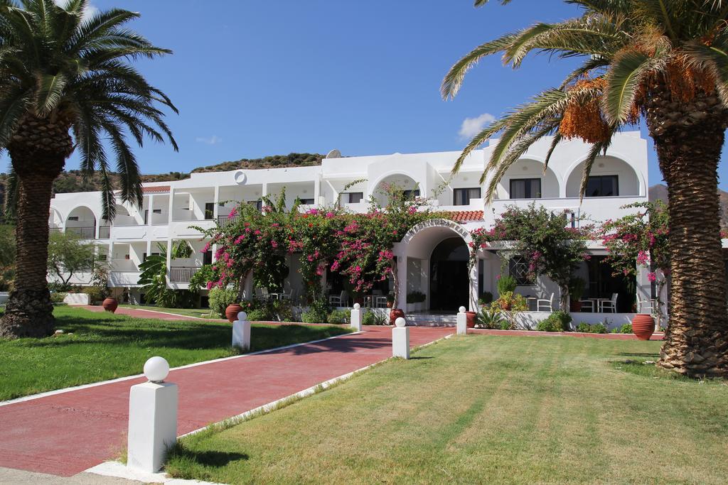 Mediterranean Hotel 卡尔帕索斯 外观 照片