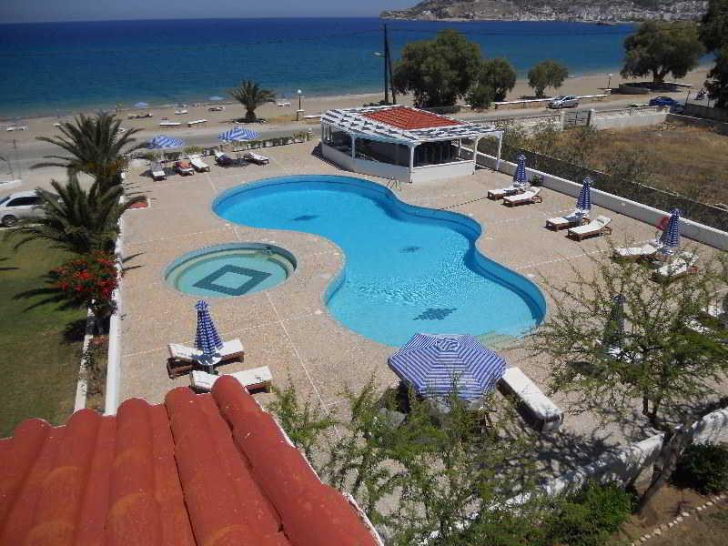 Mediterranean Hotel 卡尔帕索斯 外观 照片
