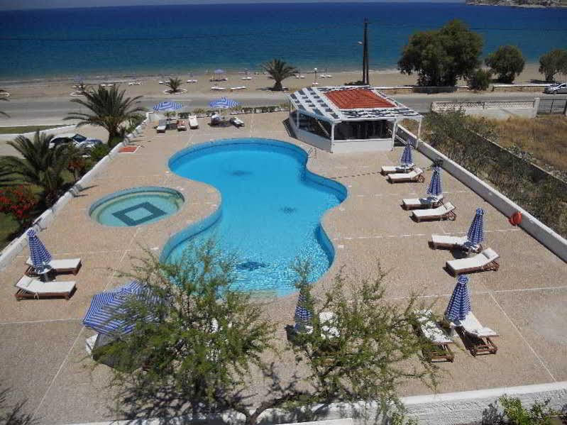 Mediterranean Hotel 卡尔帕索斯 外观 照片